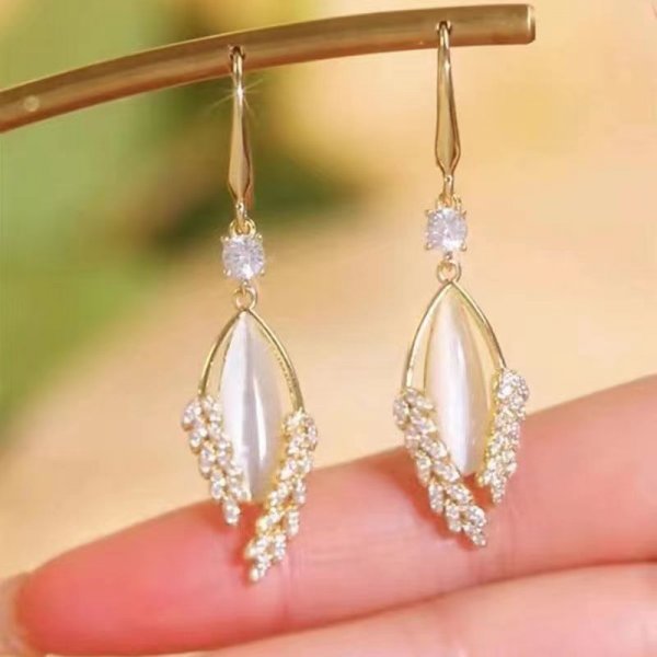 Flower Drop Earrings